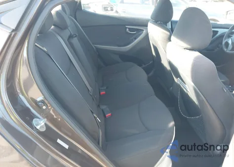 2016 Hyundai Elantra Limited/Se/Value Edition z USA, uszkodzony, nr VIN KMHDH4AEXGU521267